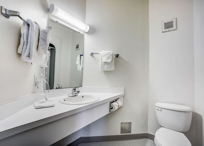 Motel 6-Red Deer, Ab